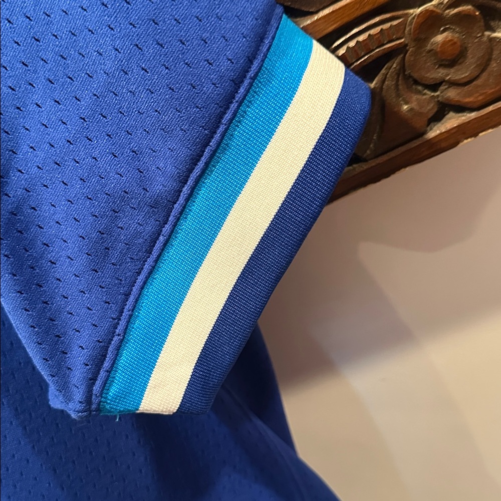 Mitchell & Ness Blue Jays Jersey - Picture 6 of 7